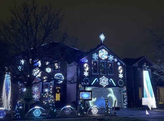 November 30, 2025 Christmas Lights 3287