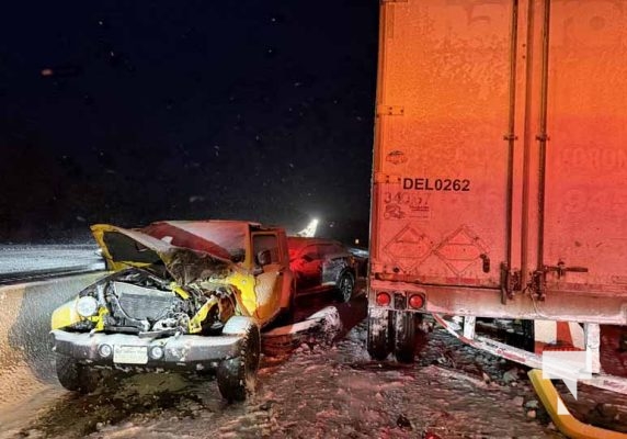 November 9, 2025 MVC Highway 401 East of Grafton 2309