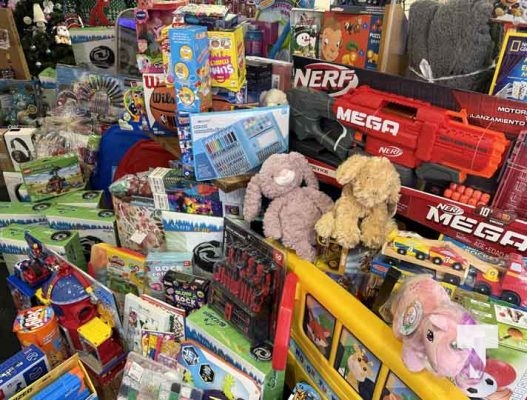 December 14, 2025 Queenies Toy Drive3465