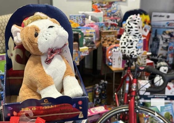 December 14, 2025 Queenies Toy Drive3466