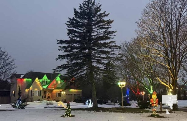 December 19, 2025 Old Scugog Road Bowmanville Christmas Lights3637