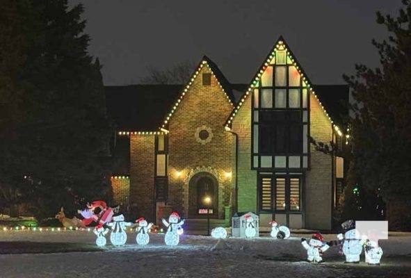 December 19, 2025 Old Scugog Road Bowmanville Christmas Lights3641