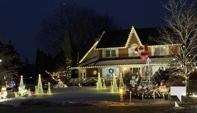 December 19, 2025 Old Scugog Road Bowmanville Christmas Lights3646