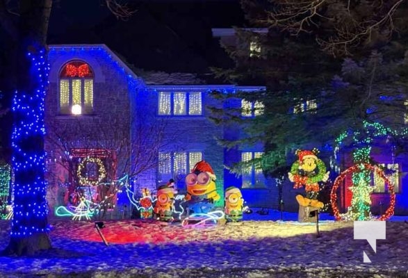 December 19, 2025 Old Scugog Road Bowmanville Christmas Lights3648