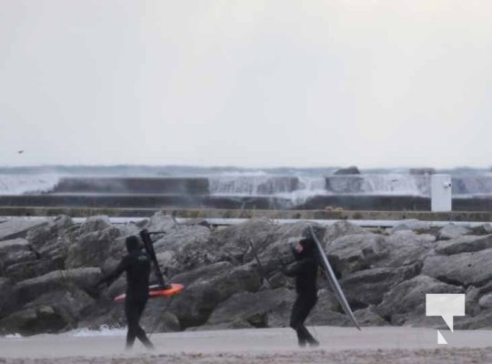December 19, 2025 Surfs Up Cobourg3571