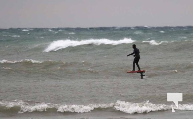 December 19, 2025 Surfs Up Cobourg3573