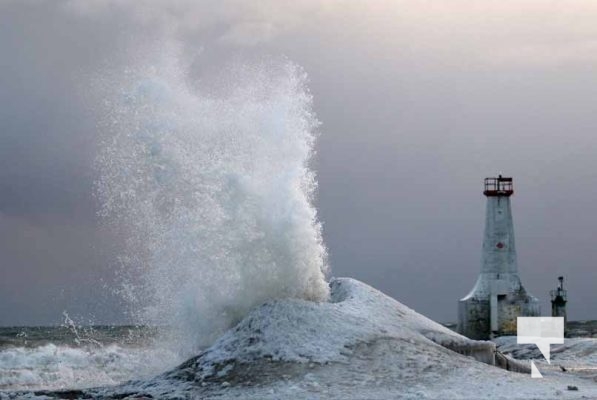 December 29, 2025 Cobourg Pier Ice 3799