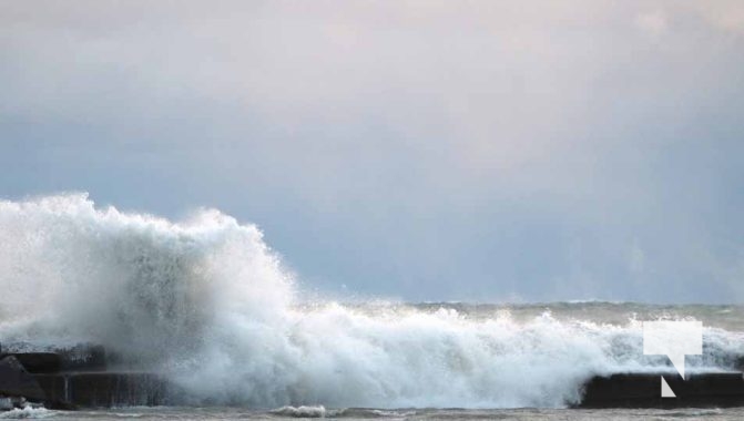 December 29, 2025 Cobourg Pier Ice 3802
