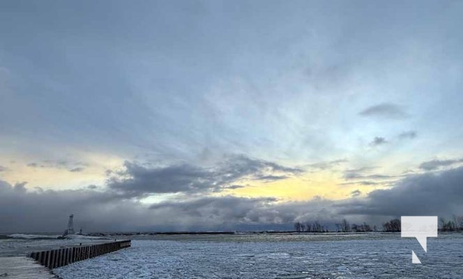 December 29, 2025 Cobourg Pier Ice 3806