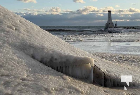 December 30, 2025 Sunset Cobourg Pier Lake Ontario 3885