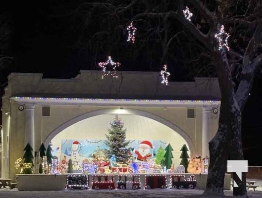 December 7, 2025 Christmas Magic Victoria Park3421