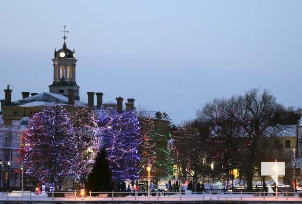 January 19, 2026 Victoria Hall Christmas Lights4536