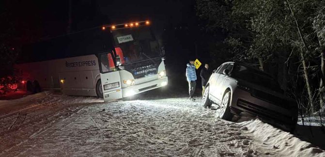 January 3, 2026 Highway 401 Shut Down Telephone Road Little Lake Road Transports 4060