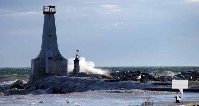 January 9, 2026 Lake Ontario Cobourg Sunset Waves Winter4316