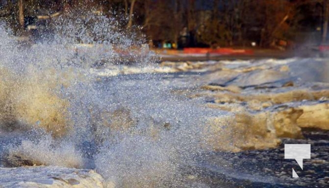 January 9, 2026 Lake Ontario Cobourg Sunset Waves Winter4319