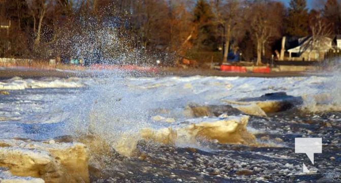 January 9, 2026 Lake Ontario Cobourg Sunset Waves Winter4320