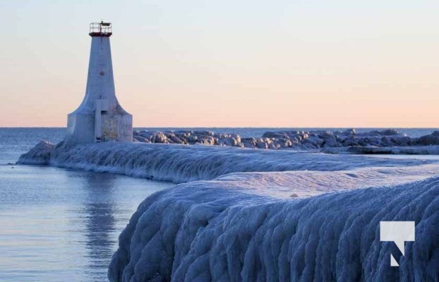February 1, 2026 Sunset Swans Icicles Moon 4962