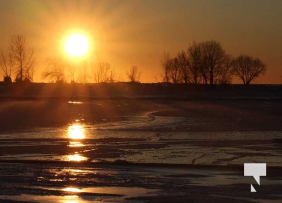 February 1, 2026 Sunset Swans Icicles Moon 4970