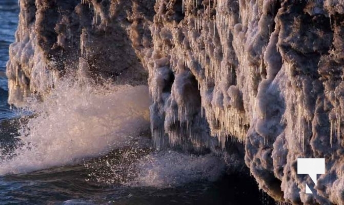 February 4, 2026 Winter Lighthouse Harbour Night 5049