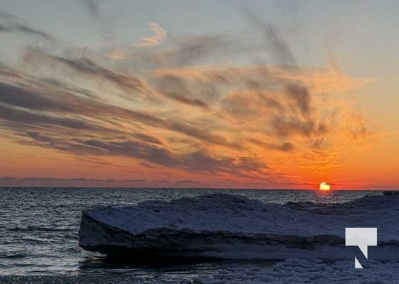 February 4, 2026 Winter Lighthouse Harbour Night 5060