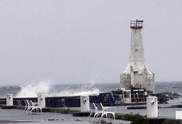 May 23, 2026 High Waves Cobourg Harbour799