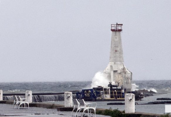 May 23, 2026 High Waves Cobourg Harbour801