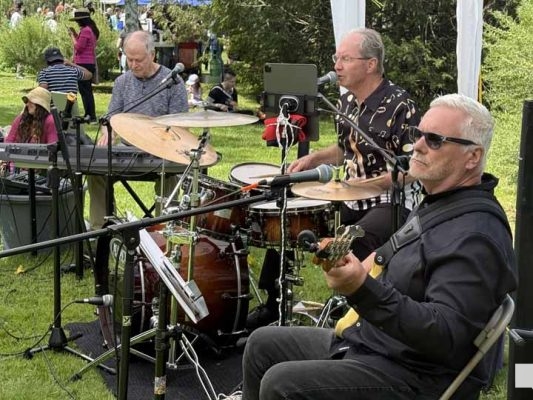 May 31, 2026 Lilac Festival Warkworth985.JPEG