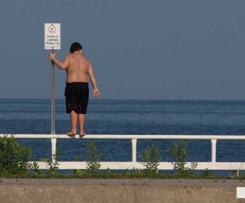 July 11, 2026 Cobourg Lighthouse Jumping Off Pier2769