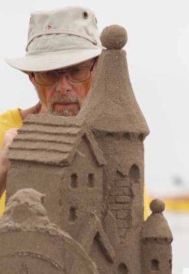 August 7, 2026 Sand Castle Festival Cobourg3802
